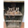 Image 3 : * Antique Majestic Wood Cabinet Tube Radio - 37.5x21x14" - Untested - As is - Pickup Only