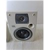 Image 2 : (2) JBL Speakers 9.25" Tall, Untested