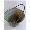 Image 2 : Vintage Metal Pail
