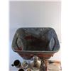 Image 4 : Liquor Decanter, Vinyl Grill Cover, Mugs and Plastic Tote 19" x 13" x 13" - Pick Up