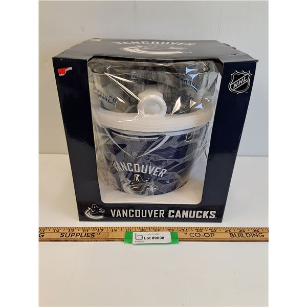 Vancouver Canucks Pub Glass & Ice Bucket Set in Box