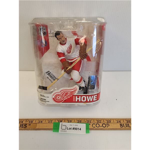 NHL Gordie Howe Hockey Figurine in Box
