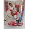 Image 2 : NHL Gordie Howe Hockey Figurine in Box
