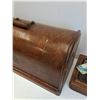 Image 9 : Antique Portable Singer Sewing Machine- Hand Crank- CANNOT SHIP