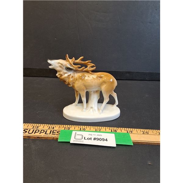 Caribou Ceramic Figurine - 4.5" x 5" x 2.5"