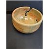 Image 4 : Maple Leaf Glazed Ceramic Pottery Bowl - 6" x 4"