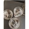 Image 3 : MCM Dominion Pine Cone Frosted Glasses Set w/ Metal Caddy