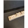 Image 3 : Pearlite Marble Craft Carved Dog Sled Figurine - 9" x 3" 1.5"