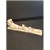 Image 4 : Pearlite Marble Craft Carved Dog Sled Figurine - 9" x 3" 1.5"