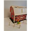 Image 3 : Vintage Fisher Price Children's Play Toy Barn & Animal Set