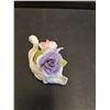 Image 2 : Aristocrat Porcelain Swan Figurine - 4" x 2.5"