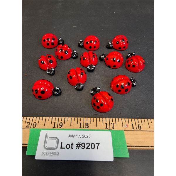 (12) Glass Ladybug Figurines - 1"