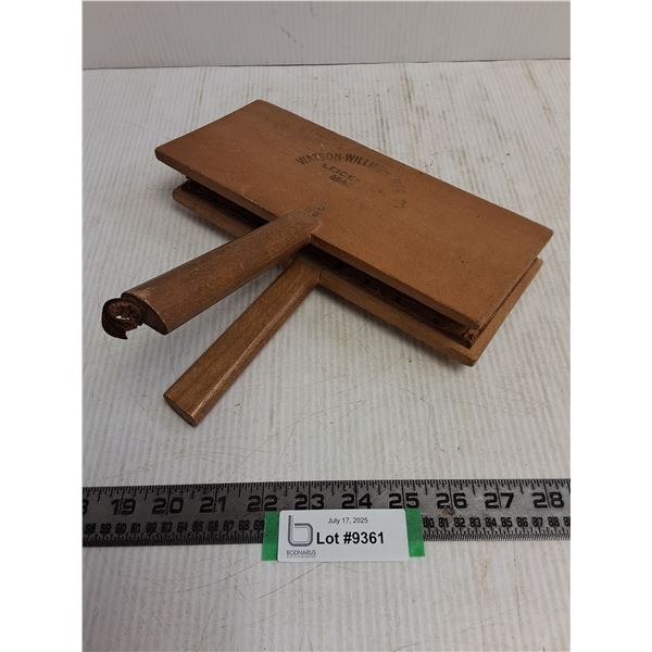 Vintage Pair of Watson-Williams Wool Carding Paddles