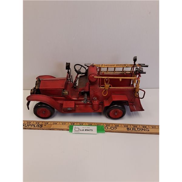 Vintage Style Metal Fire Truck - 15" x 6" x 5"