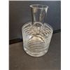 Image 2 : Vintage Style Linear Lined Etched Engraved Glass Decanter