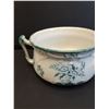 Image 4 : Dudson & Wilcox Antique Chamber Pot w/Lid - 10" x 6"
