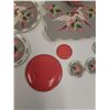 Image 6 : The Ohio Art Enamel Miniature Tea & Serving Set: Serving Tray, Tea Cups, Saucers, Misc