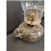 Image 2 : Antique White Star Oil Finger Lamp w/Hurricane - 13" Tall