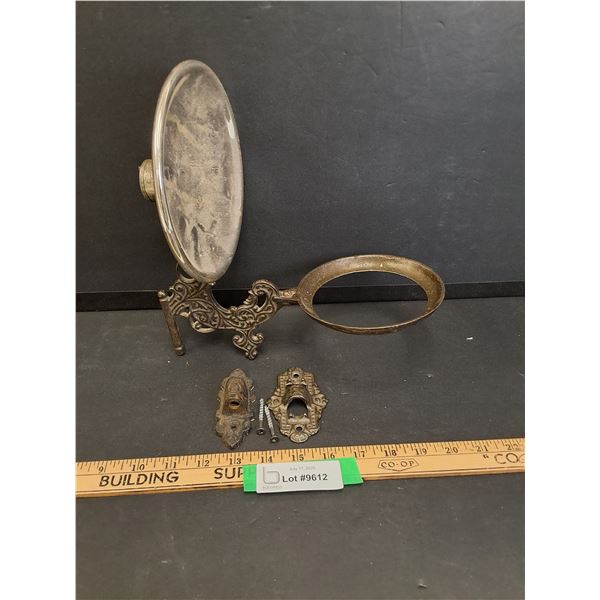 Antique Cast Iron Oil Lamp Wall Mount Holder