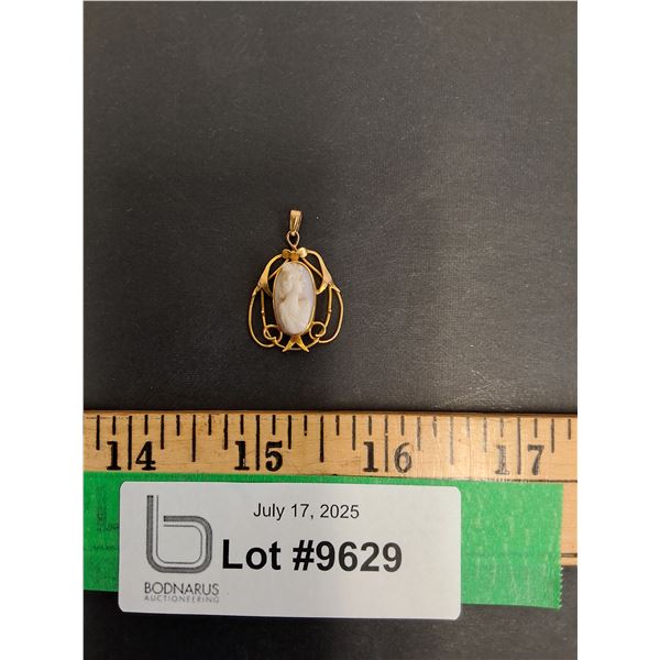 Vintage Cameo 10K Necklace Pendant - 1" x 1.25"