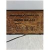 Image 3 : Vintage Motorola MK-66X AM Radio - Powers On - 14.5x6x7"