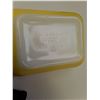 Image 4 : (2) PYREX Yellow and Orange Refrigerator Dishes w/Lids - 1.5 Cups