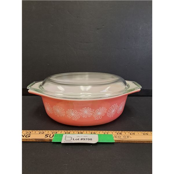 PYREX Pink Daisy Casserole Dish - 1.5 Quart Oval Dish w/Lid