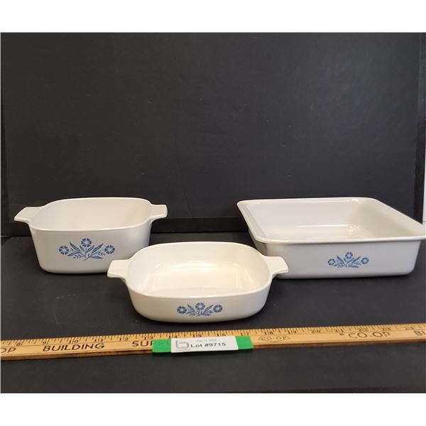 Corningware Blue Corn Flower Casserole Dish Set - No Lids