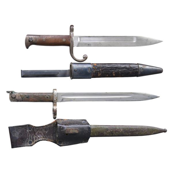 LOT OF TWO BAYONETS.