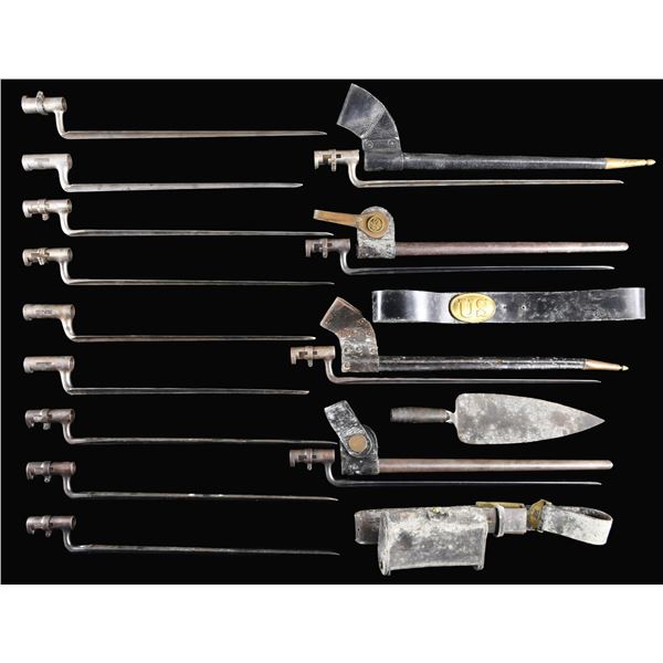 14 US SOCKET BAYONETS.