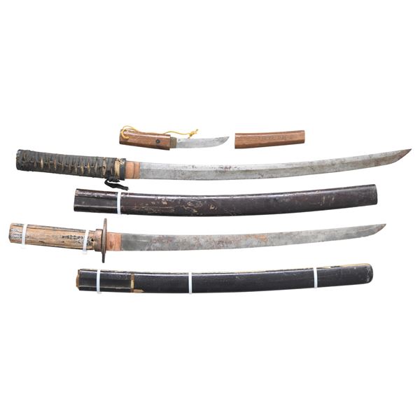 2 JAPANESE WAKIZASHI & 1 TANTO LIKE KNIFE.
