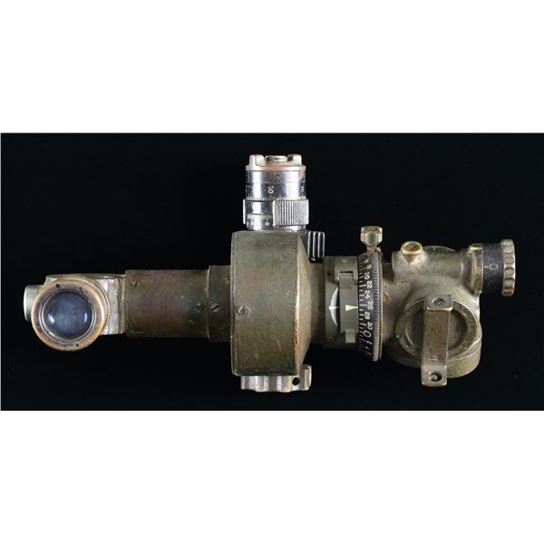 WWII US TANK SIGHT M12-A7.