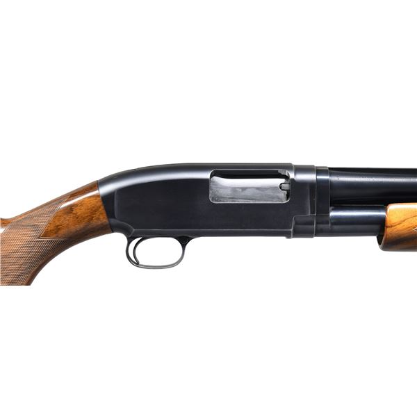 WINCHESTER MODEL 1912 SOLID RIB PUMP SHOTGUN.