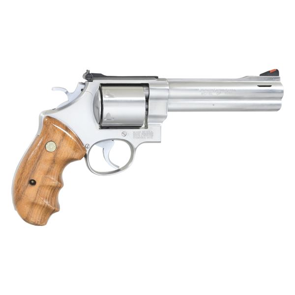 SMITH & WESSON MODEL 627-0 DA REVOLVER.