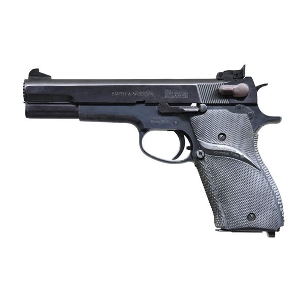 SMITH & WESSON MODEL 52-2 SEMI AUTO PISTOL.