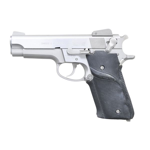 SMITH & WESSON MODEL 659 SEMI AUTO PISTOL.