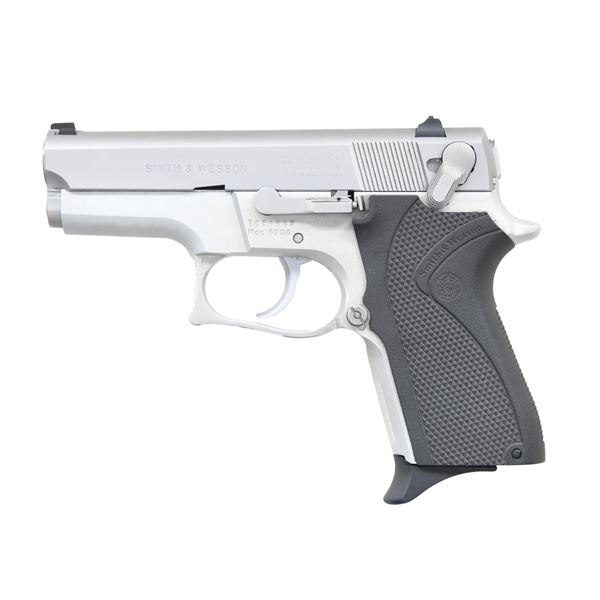 SMITH & WESSON MODEL 6906 SEMI AUTO PISTOL.
