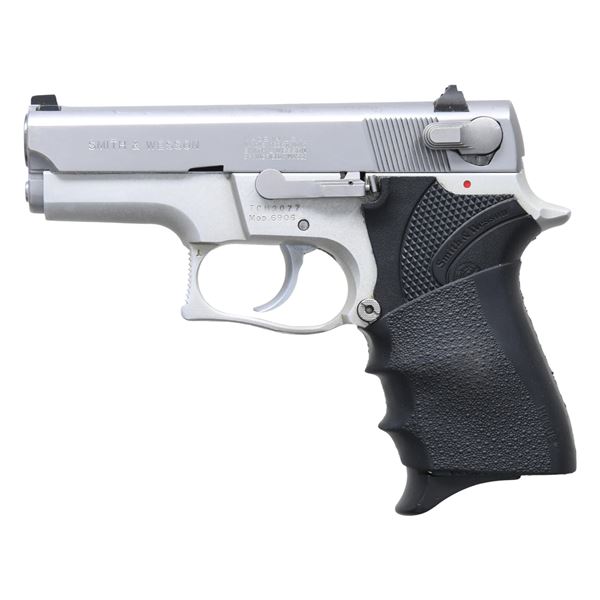 SMITH & WESSON MODEL 6906 SEMI AUTO PISTOL.