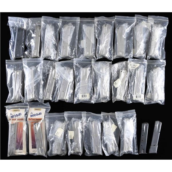 LOT OF 27 ASSORTED BERETTA MAGAZINES.