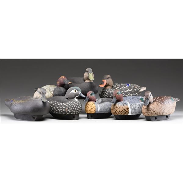7 CONTEMPORARY HAND PAINTED DECOYS AND 1