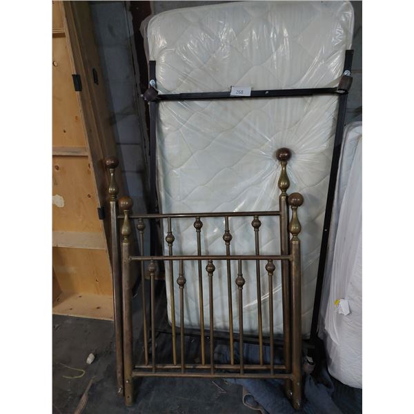 LIT 36" AVEC MATELAS