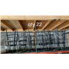 Image 2 : LOT DE 22 TABOURETS