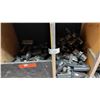 Image 2 : LOT DE 60 LAMPES POUR LUTRINS