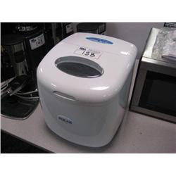 Polar Ice Maker