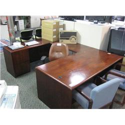 Mahogany U-Shaped Executive Office Suite