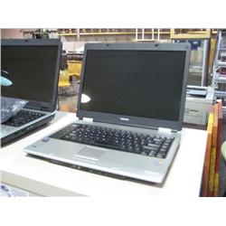Toshiba Sattelite P4 Notebook