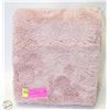 Image 1 : JINCHAN PINK AREA RUG MEDIUM