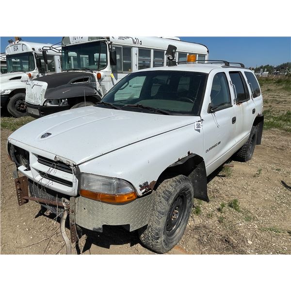 1998 Dodge Durango slt  V8 magnum. Good tires. VIN 1B4H528Y7WF191020
