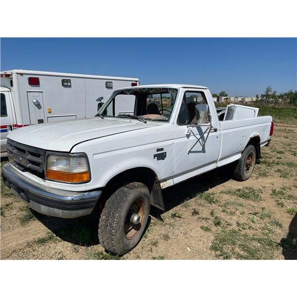 1996 Ford F250 XL 4x4  powerstroke diesel. Good rubber, trailer hitch. Maytag washer, engine, and mi