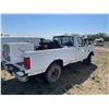 Image 4 : 1996 Ford F250 XL 4x4  powerstroke diesel. Good rubber, trailer hitch. Maytag washer, engine, and mi